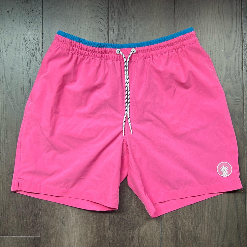 Chubbies Men's Swim Shorts 7" Stretch Board Trunks Pink blue waist size Large